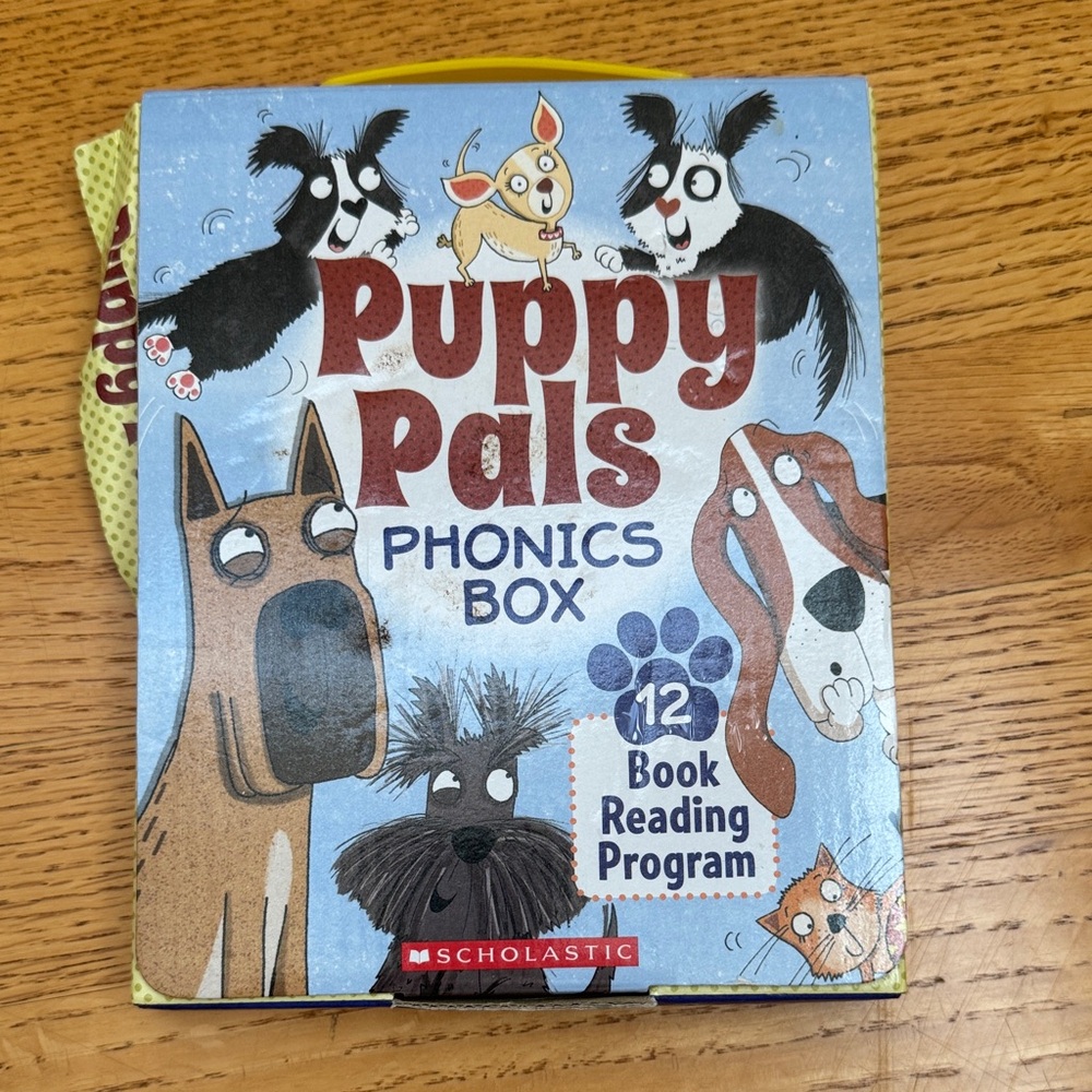 Scholastic Puppy Pals Phonics Box